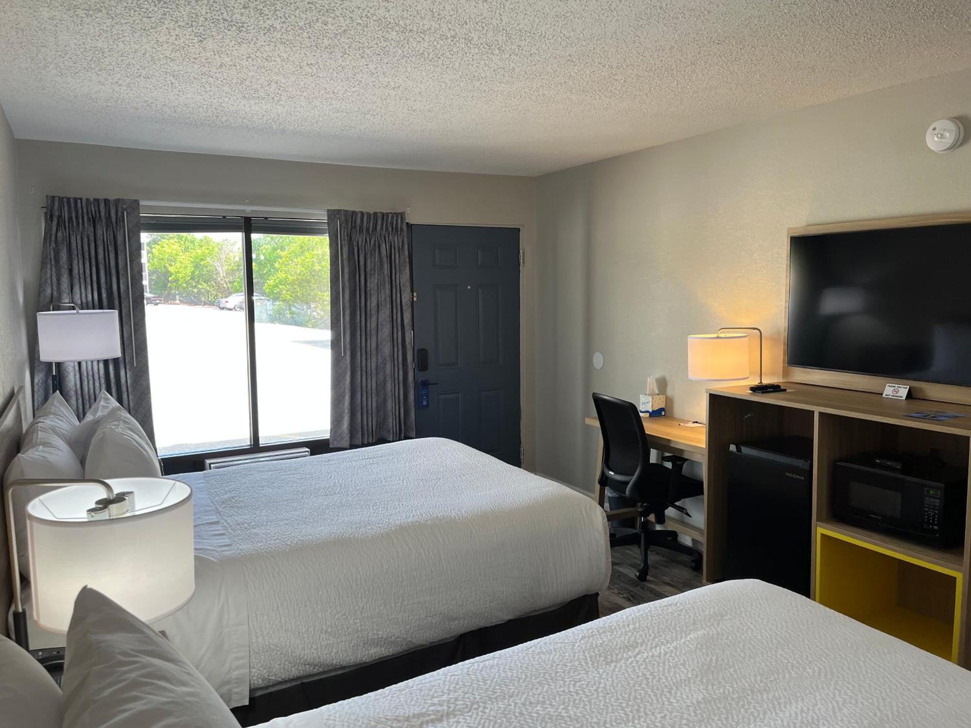 Days Inn By Wyndham Branson Ozarks ภายนอก รูปภาพ
